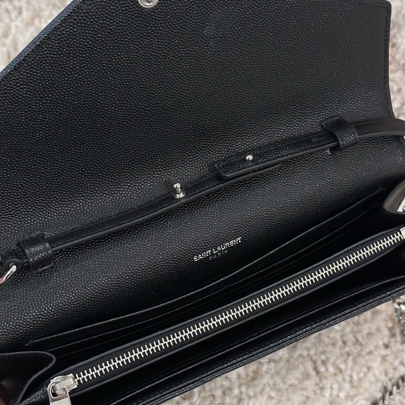 *sold* Saint Laurent Monogram Quilted Leather Chain Wallet- Excellent Condition - Picture 3 of 7